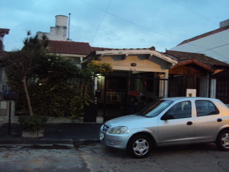 Foto Casa en Venta en 3 de febrero, Buenos Aires - U$D 190.000 - CAV84454 - BienesOnLine