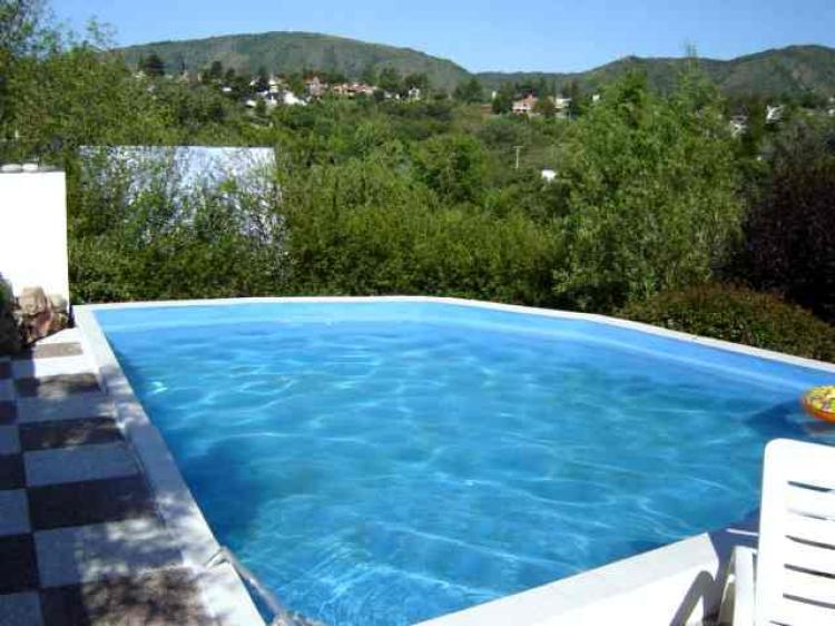 Foto Cabaa en Alquiler por temporada en La Quinta, Villa Carlos Paz, Cordoba - $ 1.800 - CBT55240 - BienesOnLine