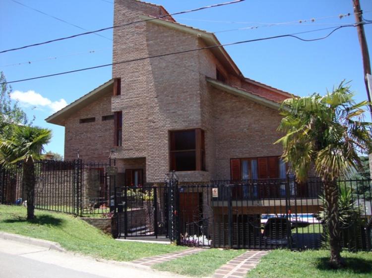 Foto Casa en Venta en VILLA DEL LAGO, CARLOS PAZ, Villa Carlos Paz, Cordoba - U$D 350 - CAV42711 - BienesOnLine