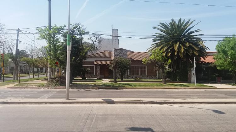 Foto Casa en Venta en moreno, Moreno, Buenos Aires - U$D 430.000 - CAV96738 - BienesOnLine