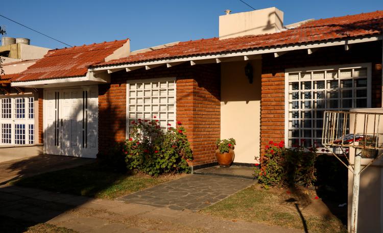Foto Casa en Venta en POETA LUGONES, Cordoba, Crdoba - U$D 150.000 - CAV97799 - BienesOnLine
