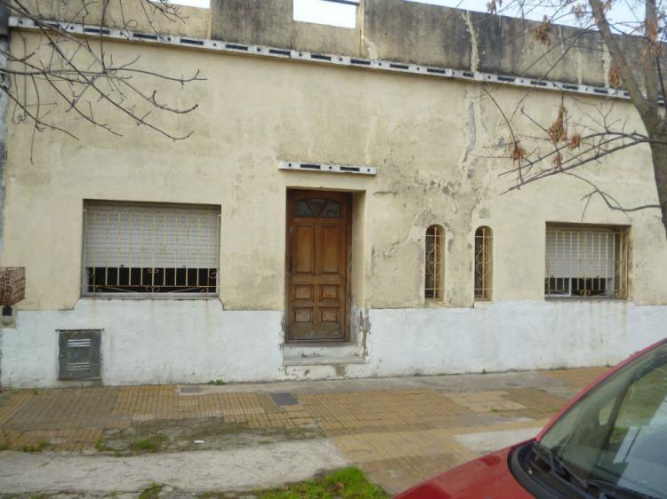 Foto Casa en Venta en Gerli, Lanus, Buenos Aires - U$D 89.000 - CAV76594 - BienesOnLine