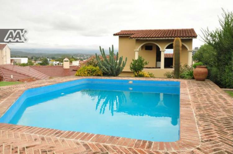 Foto Casa en Venta en JOSE MUOZ, Villa Carlos Paz, Crdoba - U$D 330.000 - CAV74431 - BienesOnLine