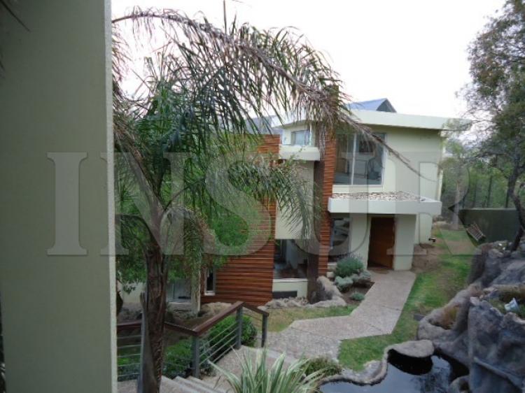 Foto Casa en Venta en Villa Carlos Paz, Cordoba - U$D 750.000 - CAV41422 - BienesOnLine