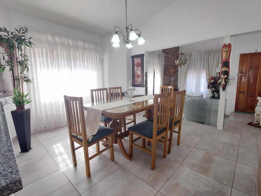 Foto Casa en Venta en MIGUEL MUOZ, Villa Carlos Paz, Crdoba - U$D 111 - CAV112132 - BienesOnLine