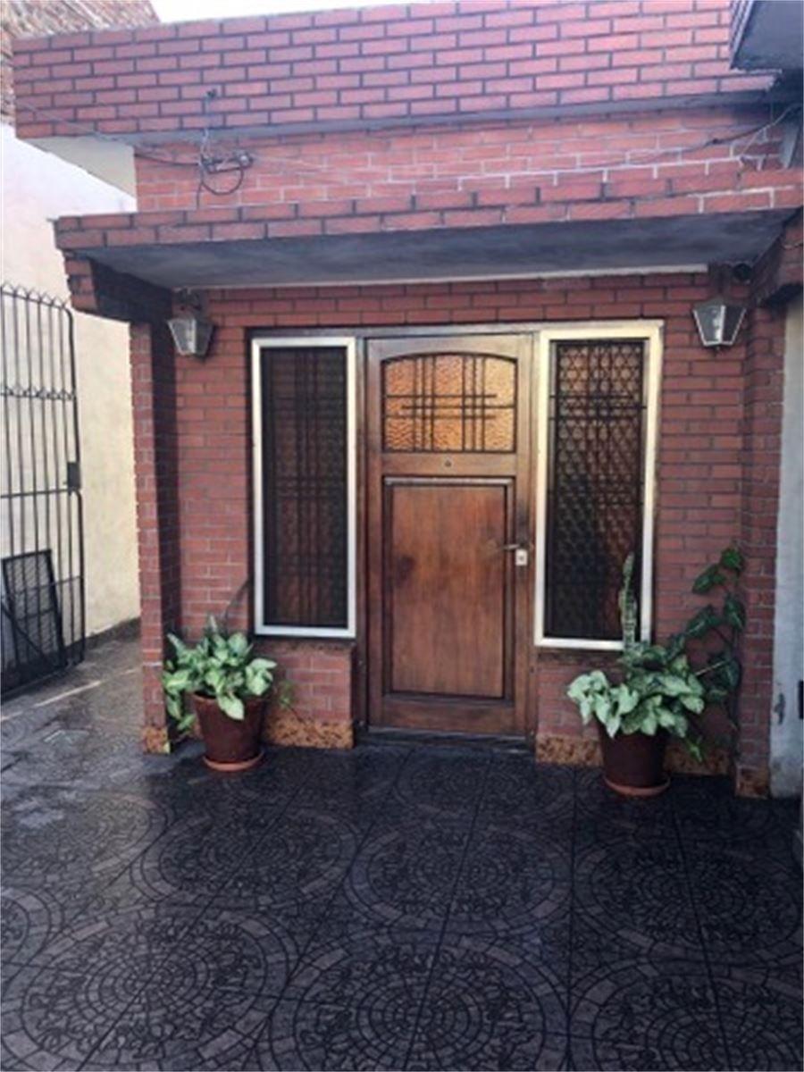 Foto Casa en Venta en VIILA  BALLESTER, San Martin, Buenos Aires - U$D 170.000 - CAV111539 - BienesOnLine