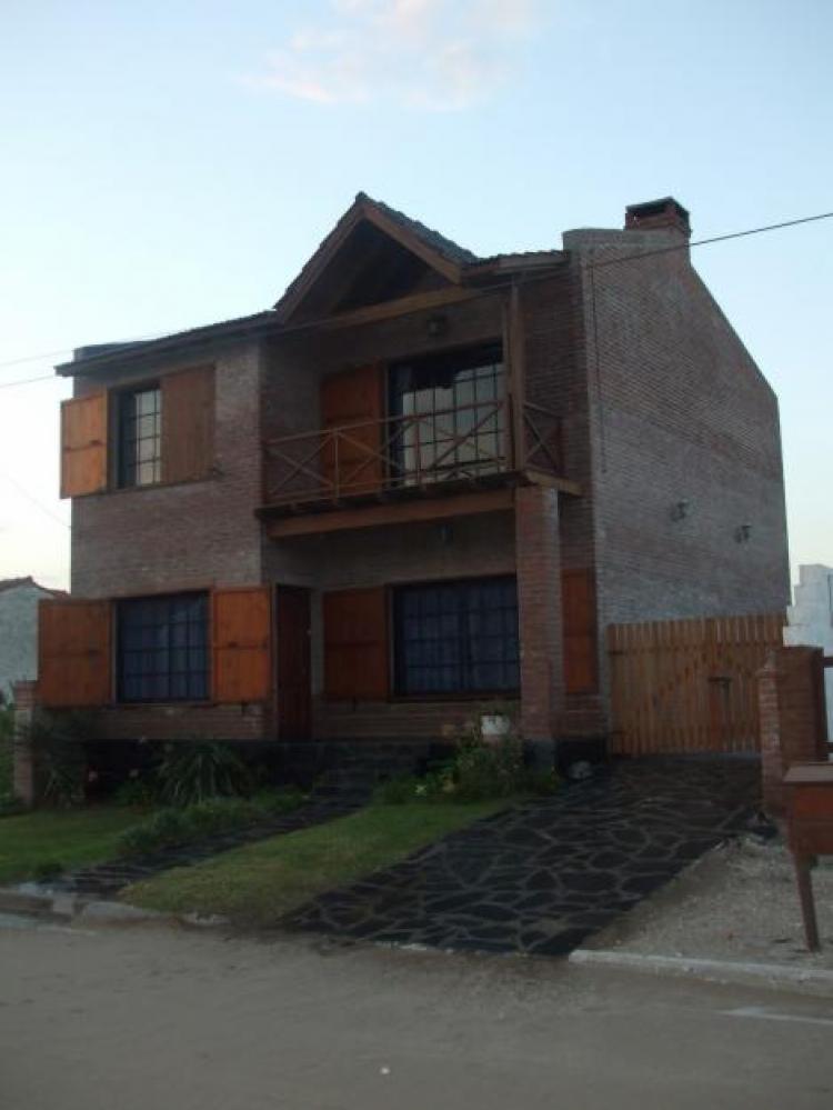 Foto Casa en Alquiler por temporada en Claromeco, Buenos Aires - U$D 100 - CAT80917 - BienesOnLine