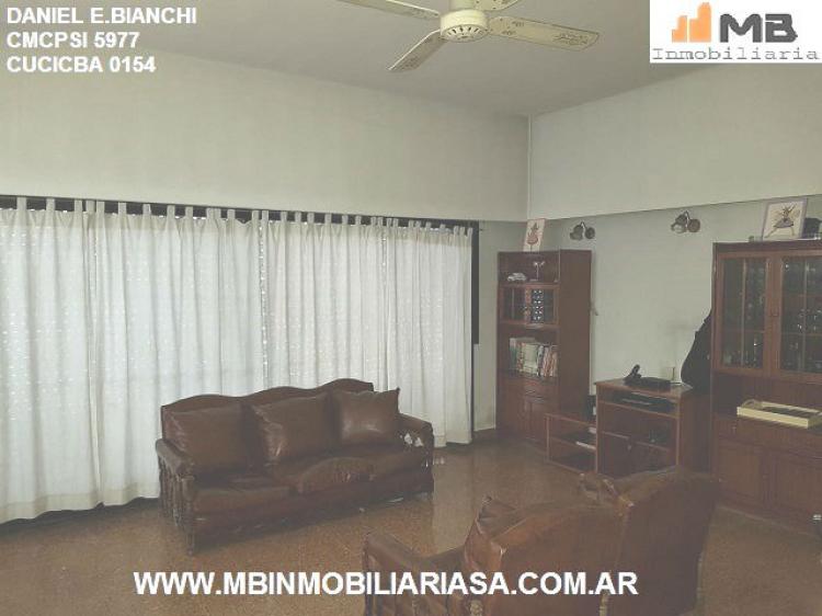 Foto Casa en Venta en Moreno, Buenos Aires - U$D 165.000 - CAV97840 - BienesOnLine