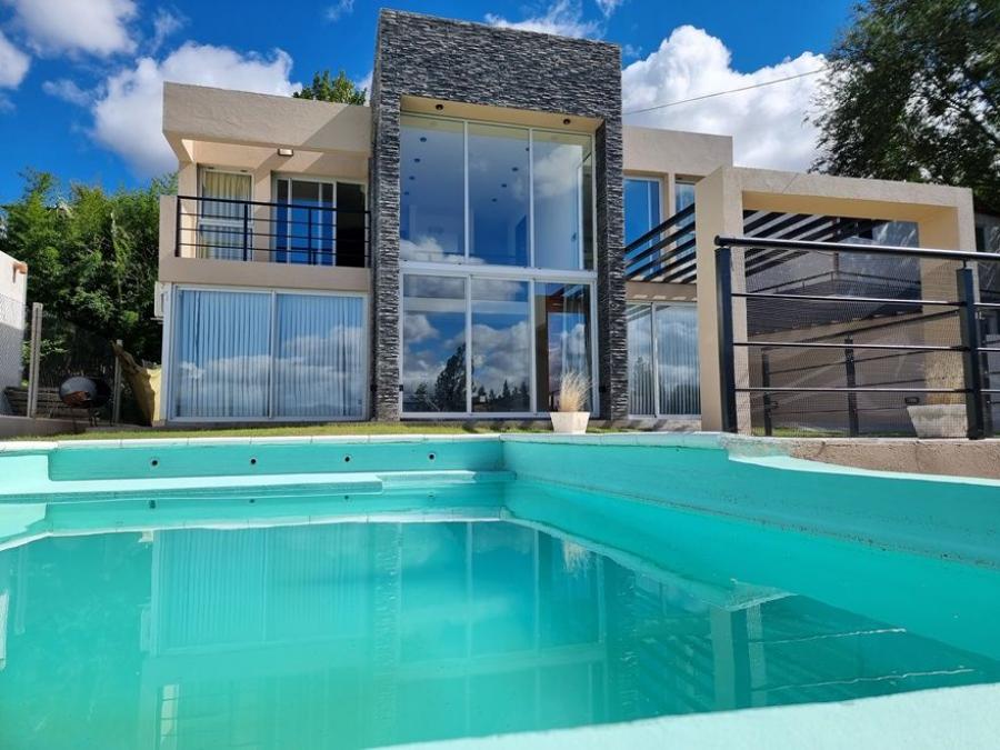 Foto Casa en Venta en VILLA DEL LAGO, Villa Carlos Paz, Cordoba - U$D 180.000 - CAV20427 - BienesOnLine