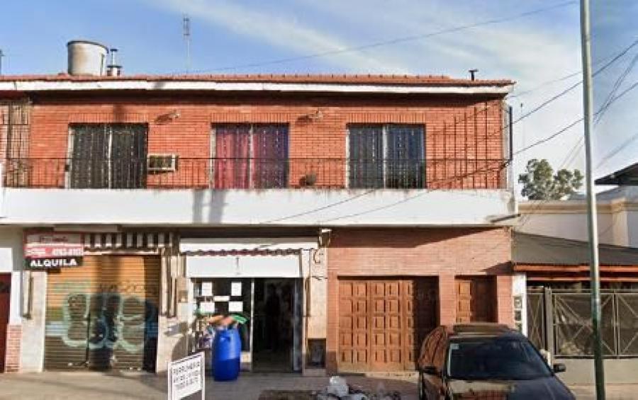 Foto Casa en Venta en Lomas de Zamora, Buenos Aires - U$D 90.000 - CAV109661 - BienesOnLine