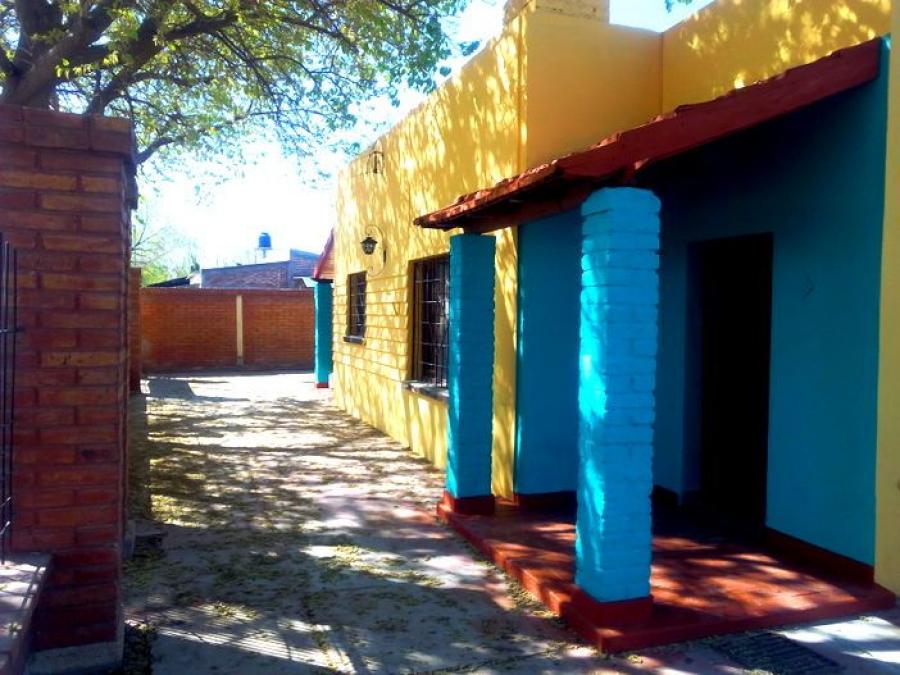 Foto Casa en Venta en General Alvear, Mendoza - U$D 141.000 - CAV103500 - BienesOnLine