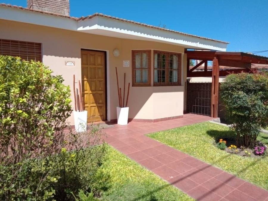 Foto Casa en Venta en Sol y Rio, Villa Carlos Paz, Crdoba - U$D 180.000 - CAV109274 - BienesOnLine
