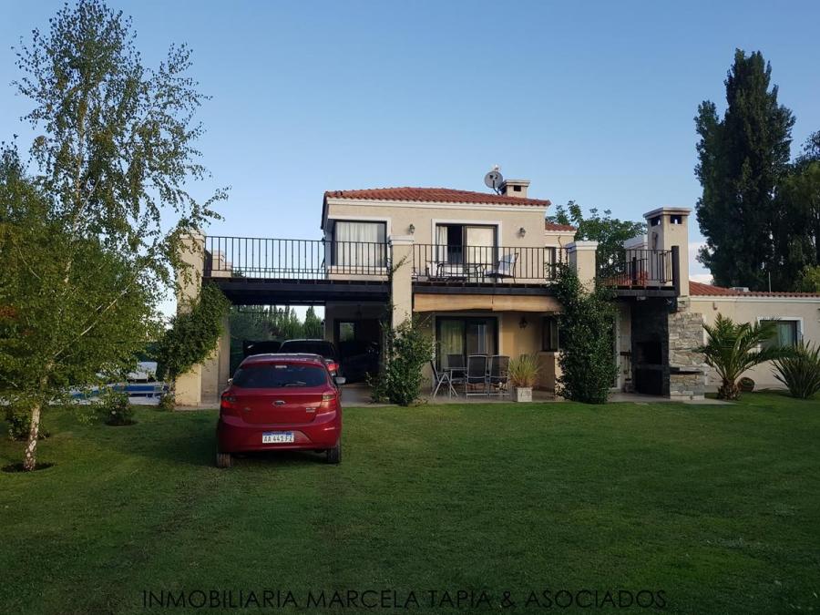 Foto Casa en Venta en Vistalba, Mendoza - U$D 230.000 - CAV108332 - BienesOnLine