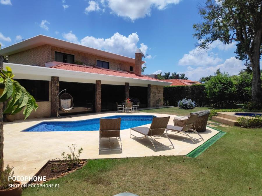 Foto Casa en Venta en Parana Country Club, Hernandaraz, Alto Paran - U$D 740.000 - CAV952 - BienesOnLine