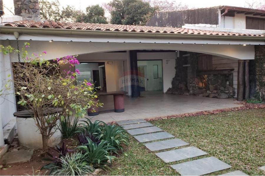 Foto Casa en Venta en Ytay, Asuncin - U$D 230.000 - CAV1833 - BienesOnLine