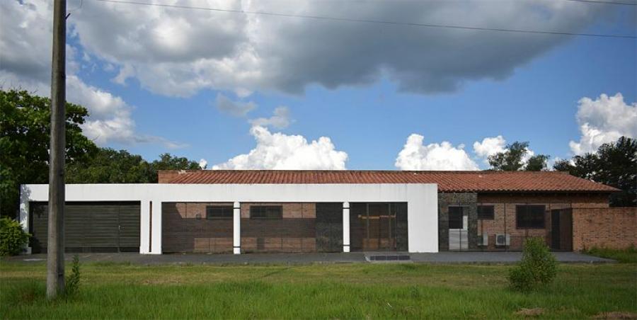 Foto Casa en Venta en Puerta del Lago, San Bernardino, Cordillera - G 870.000.000 - CAV1693 - BienesOnLine