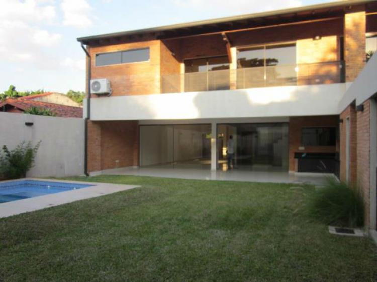 Foto Casa en Venta en Mburucuy, Asuncin - U$D 550.000 - CAV415 - BienesOnLine