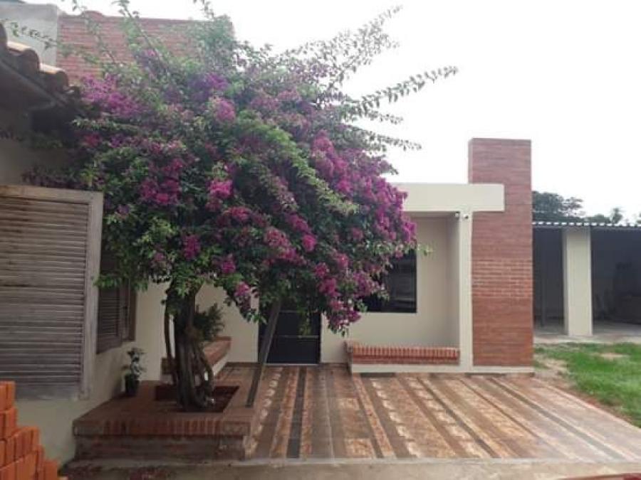 Foto Casa en Venta en Pedrozo, Yparaca, Central - U$D 150.000 - CAV957 - BienesOnLine