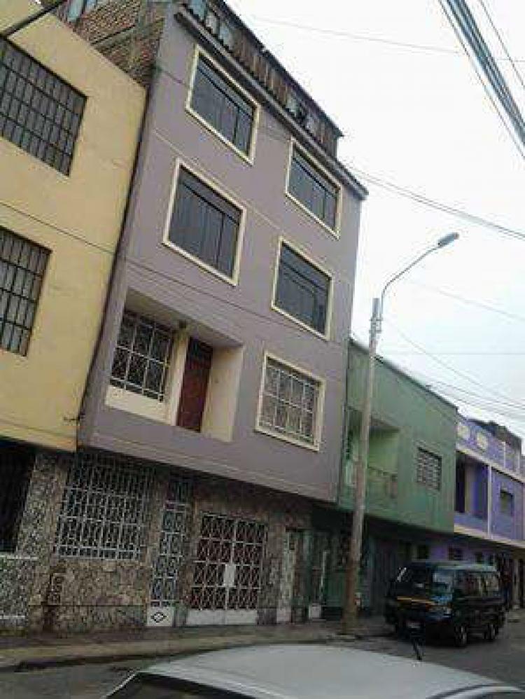 Foto Casa en Venta en SAN MARTIN DE PORRES, San Martin De Porres, Lima - U$D 300.000 - CAV19809 - BienesOnLine