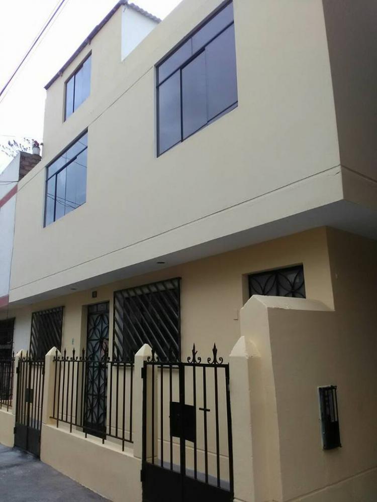 Foto Casa en Venta en Ate  Vitarte, Lima, Lima - U$D 198.000 - CAV23058 - BienesOnLine