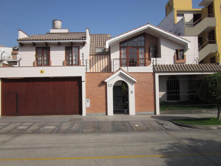 Foto Casa en Venta en San Borja, Lima - U$D 620.000 - CAV5376 - BienesOnLine