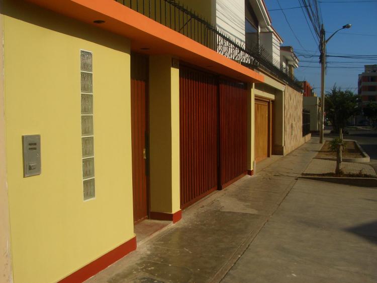 Foto Casa en Venta en Trujillo, Trujillo, Trujillo - U$D 138.000 - CAV3121 - BienesOnLine