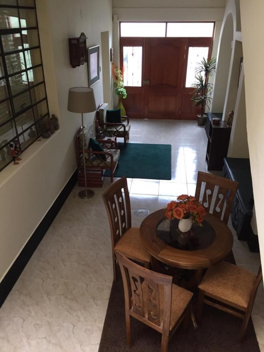 Foto Casa en Alquiler en San Isidro, San Isidro, Lima - S/. 2.800 - CAA32798 - BienesOnLine