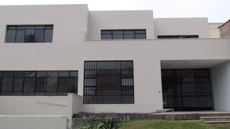 Home in Metric Way