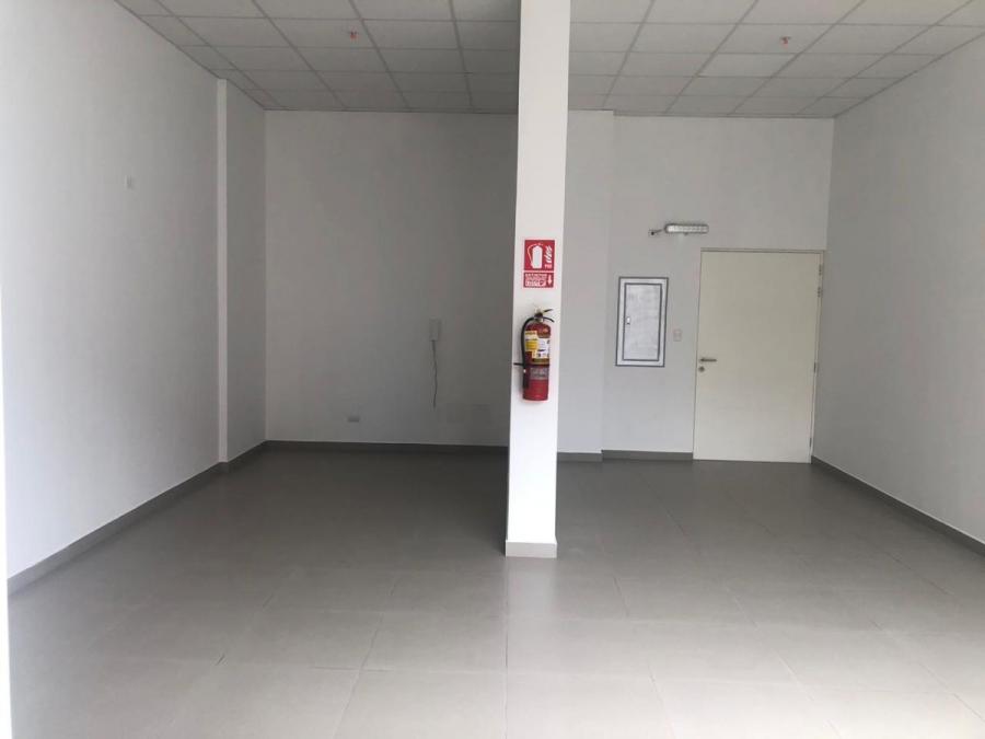 Foto Oficina en Alquiler en cercado de lima, Lima, Lima - U$D 1.000 - OFA30372 - BienesOnLine