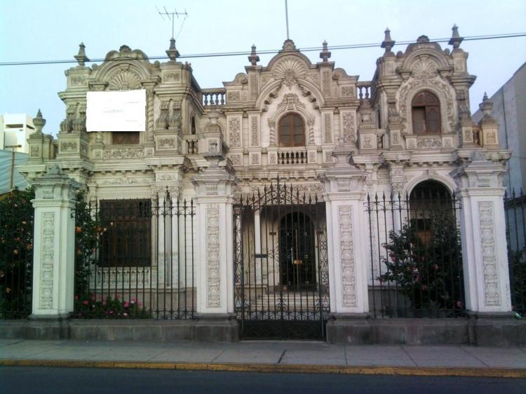 Foto Casa en Venta en Miraflores, Lima - U$D 2.000.000 - CAV4149 - BienesOnLine