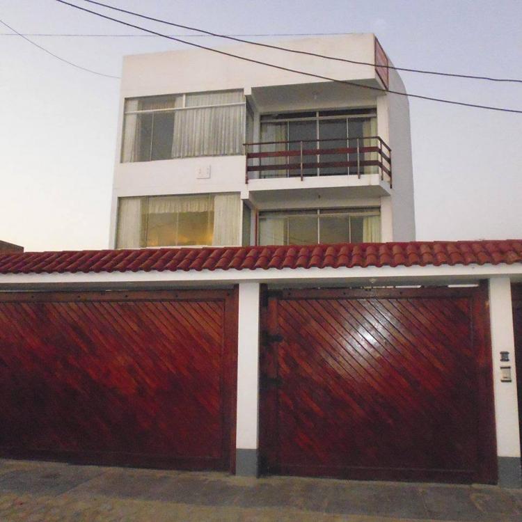 Foto Casa en Venta en Lurin, Lima, Lima - U$D 270.000 - CAV18863 - BienesOnLine