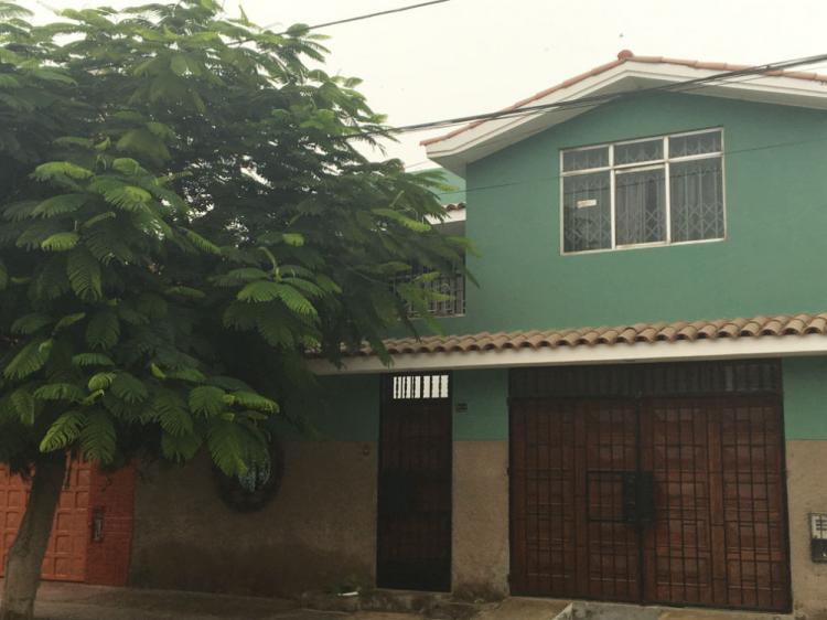 Foto Casa en Venta en A pocos metros del Poder Judicial, Callao, Callao - U$D 250.000 - CAV18830 - BienesOnLine