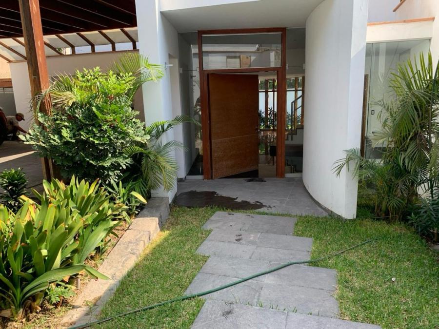 Home in Metric Way