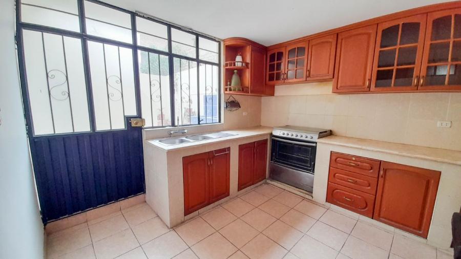 Foto Casa en Venta en Arequipa, Arequipa, Arequipa - U$D 235.000 - CAV37141 - BienesOnLine