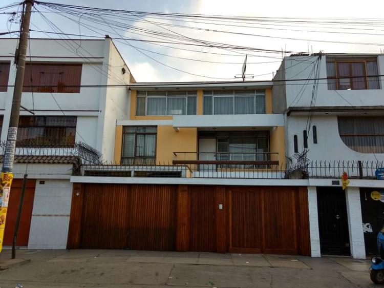 Foto Casa en Venta en Cercado de Lima, Urbanizacin Elio, Lima - U$D 320.000 - CAV23582 - BienesOnLine