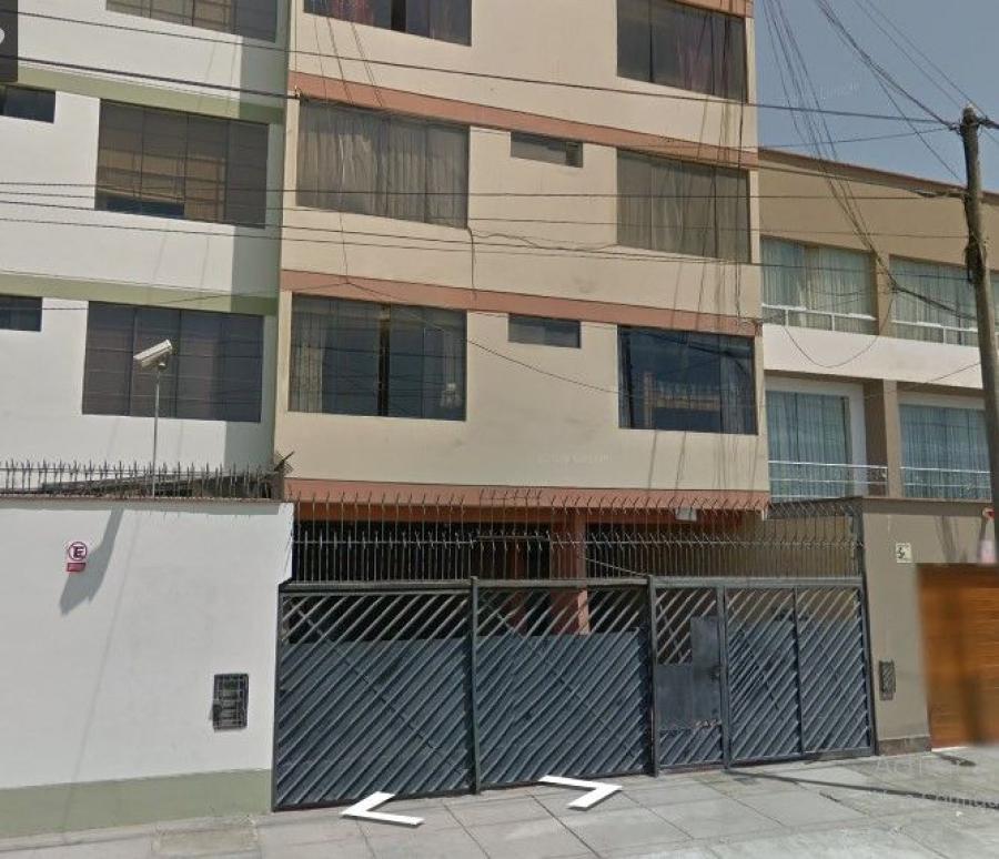 Foto Cochera en Venta en San Miguel, San Miguel, Lima - U$D 9.800 - CCV36509 - BienesOnLine