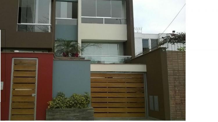 Foto Cochera en Alquiler en San Borja, Lima - S/. 300 - CCA24257 - BienesOnLine