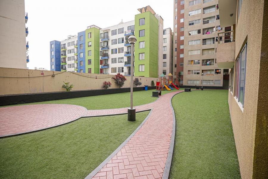 Home in Metric Way