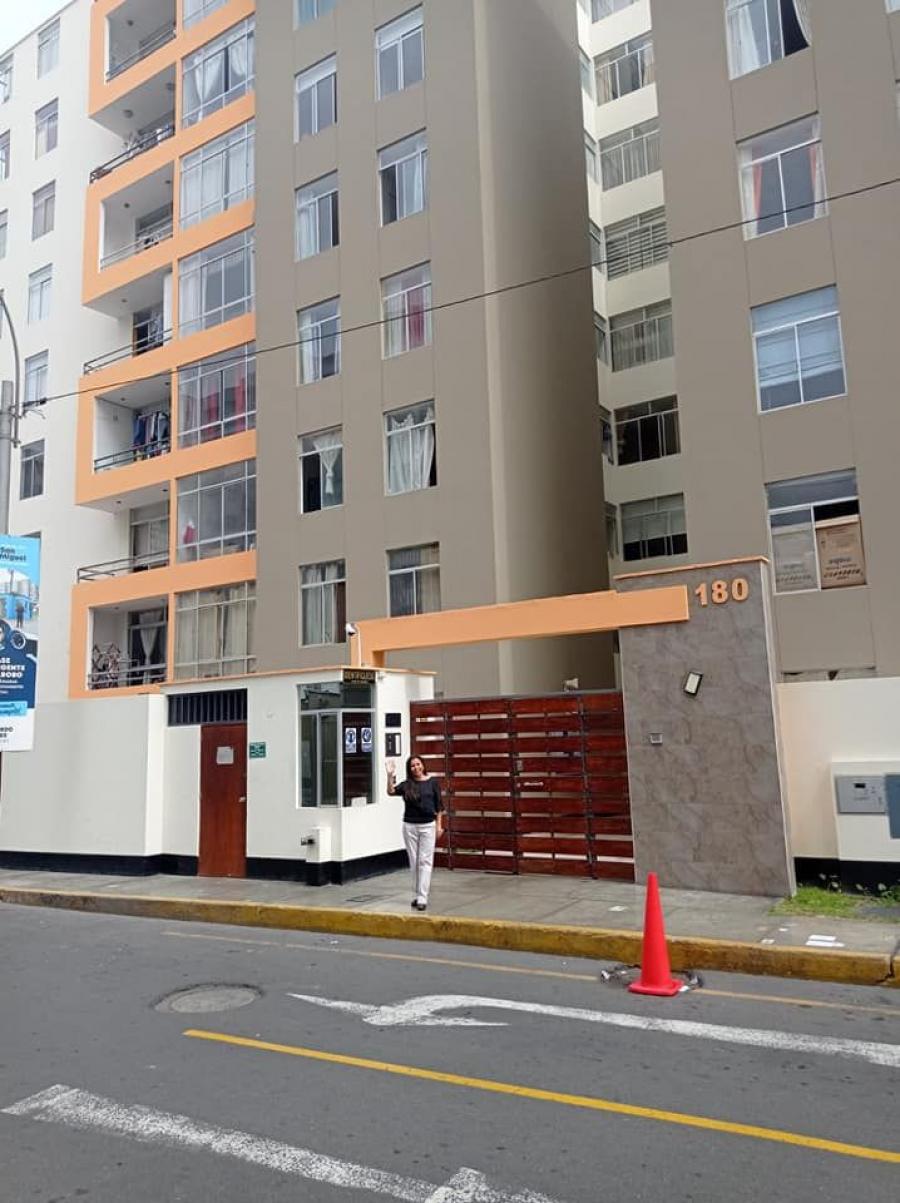 Foto Departamento en Venta en San Miguel, San Miguel, Lima - U$D 87.000 - DEV38154 - BienesOnLine