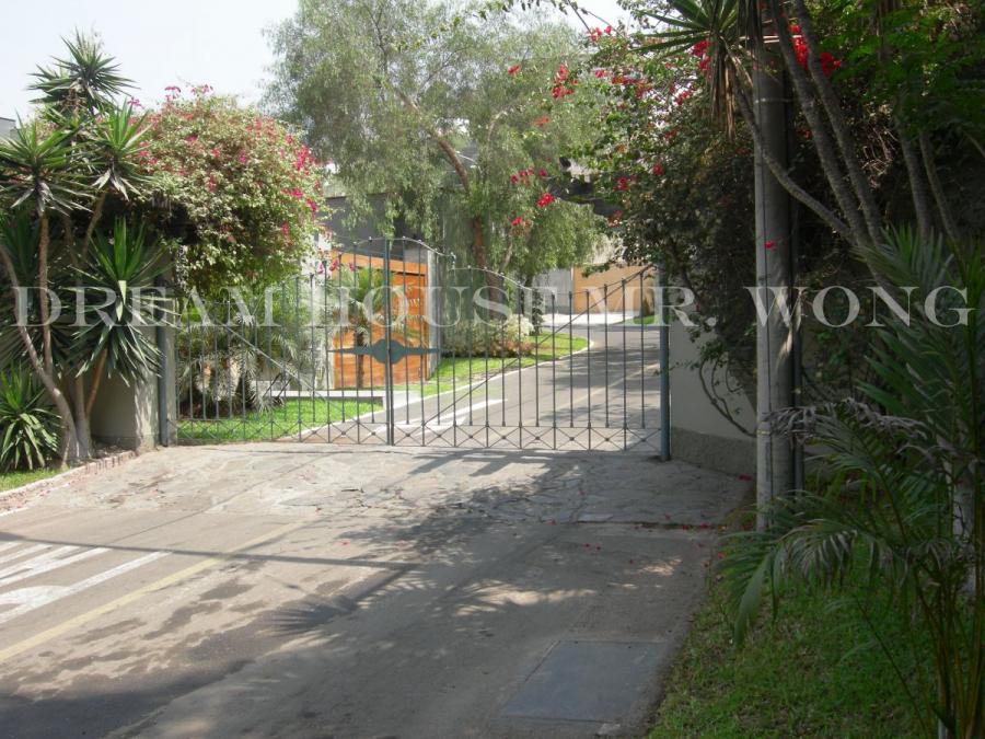 Foto Terreno en Venta en La Molina, La Planicie, Lima - U$D 552.010 - TEV36137 - BienesOnLine