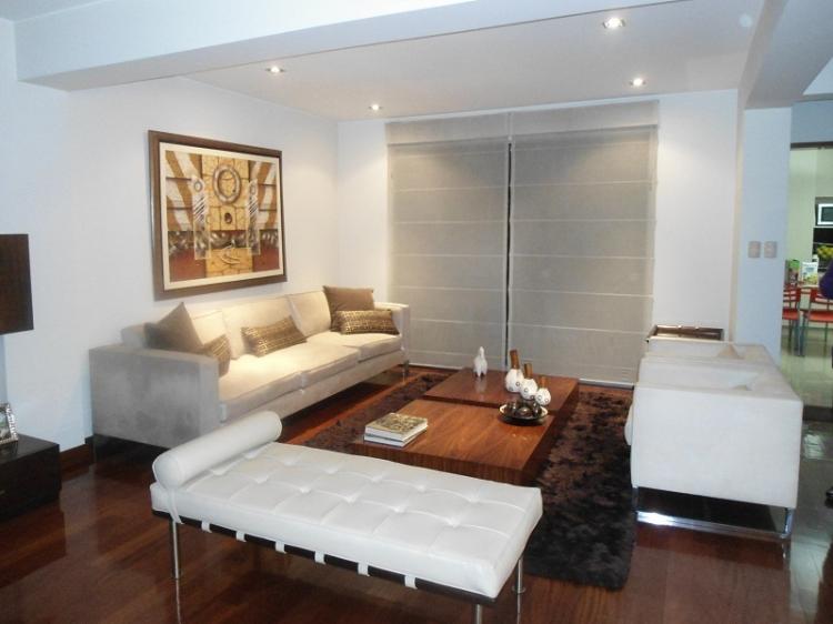 Foto Casa en Venta en Santiago De Surco, Lima - U$D 680.000 - CAV8697 - BienesOnLine