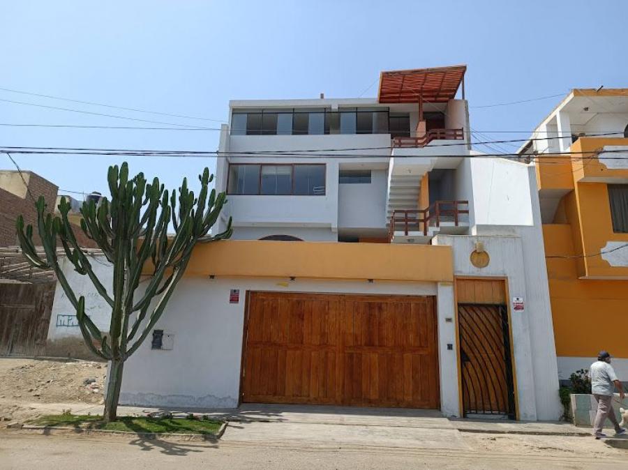 Foto Casa en Venta en Huanchaco, Huanchaco, Trujillo - U$D 375.000 - CAV35639 - BienesOnLine