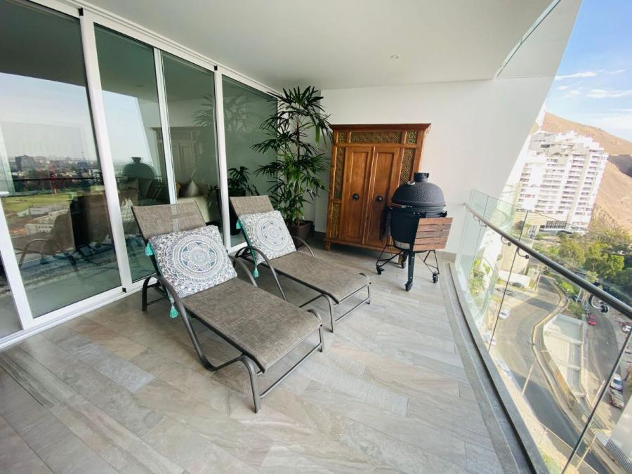 Foto Departamento en Venta en Santiago De Surco, Lima - U$D 560.000 - DEV34628 - BienesOnLine