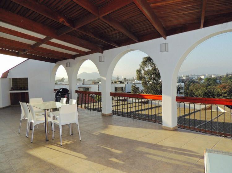 Foto Casa en Venta en LIMA, Santiago De Surco, Lima - U$D 550.000 - CAV19269 - BienesOnLine