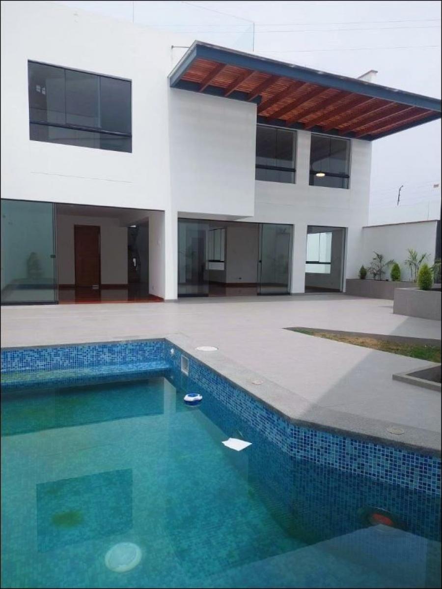 Home in Metric Way