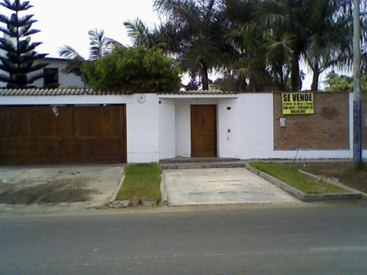 Foto Casa en Venta en Los Cedros Chorrillos, Chorrillos, Lima - U$D 550.000 - CAV10631 - BienesOnLine