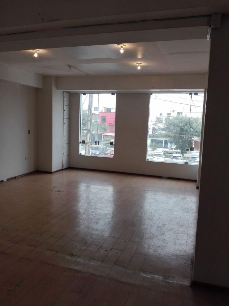 Foto Local en Alquiler en Santiago de Surco, Santiago De Surco, Lima - U$D 700 - LOA33830 - BienesOnLine