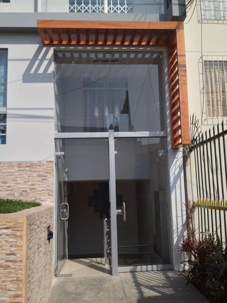 Home in Metric Way