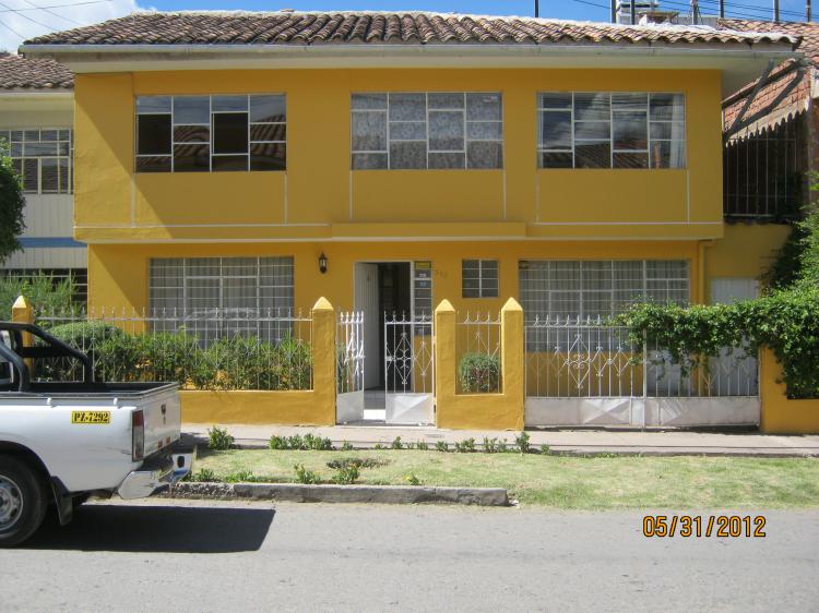 Foto Casa en Alquiler en URB. MAGISTERIAL, Cusco, Cusco - U$D 2.000 - CAA8131 - BienesOnLine