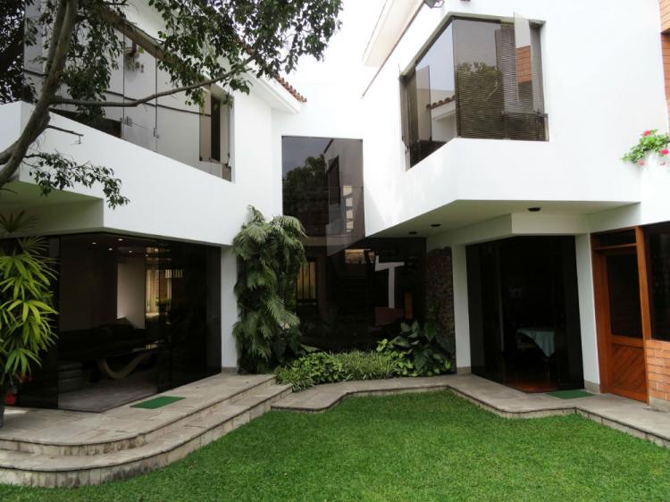 Foto Casa en Venta en LA MOLINA, La Molina, Lima - U$D 725.000 - CAV14788 - BienesOnLine